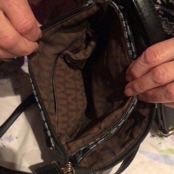 Large and medium hand bags - Picture 7 of 7